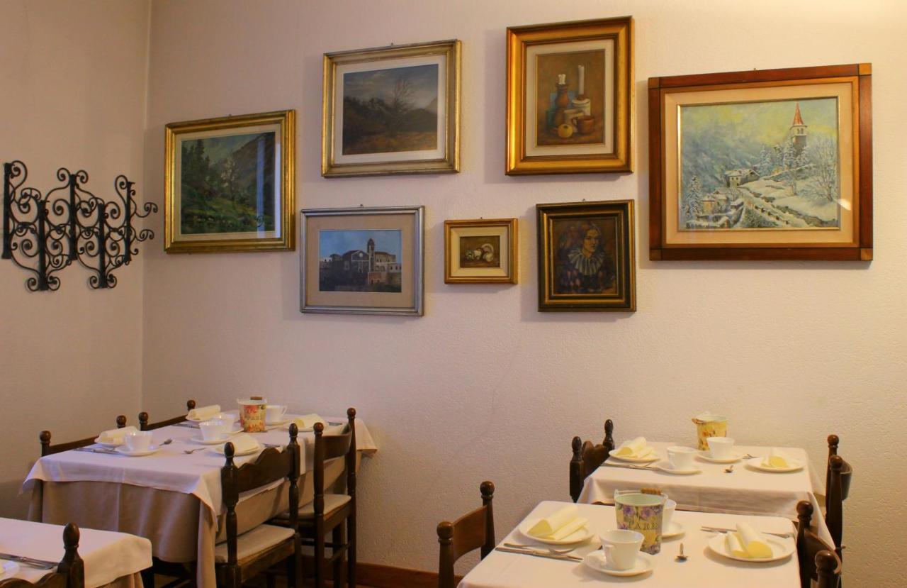 Hotel I Due Monaci Domodossola Exterior foto