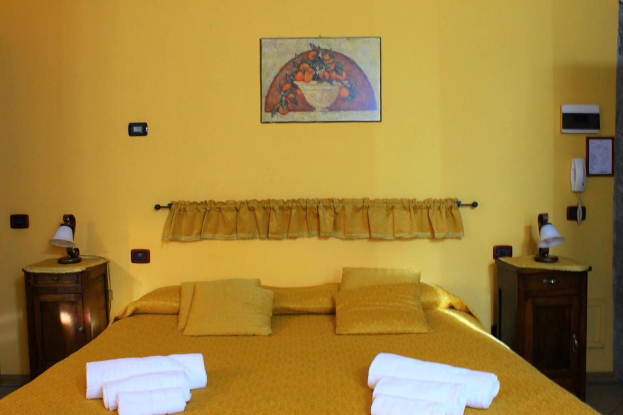 Hotel I Due Monaci Domodossola Exterior foto